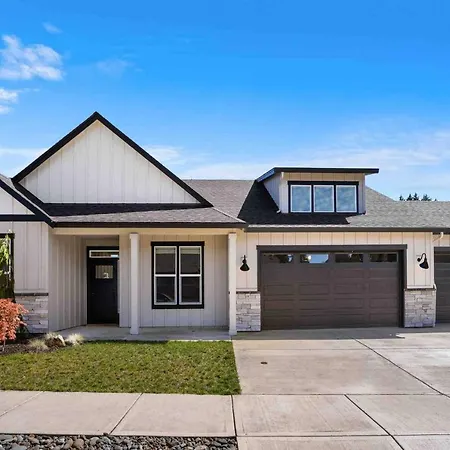 Prestine And Comfortable Home